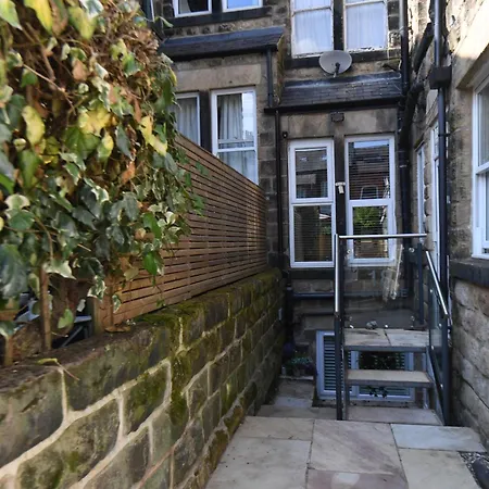 Valley Gardens View - Ground Floor Duplex - Patio *