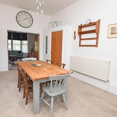 Valley Gardens View - Ground Floor Duplex - Patio Apartment