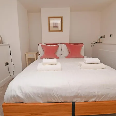 Valley Gardens View - Ground Floor Duplex - Patio * Harrogate