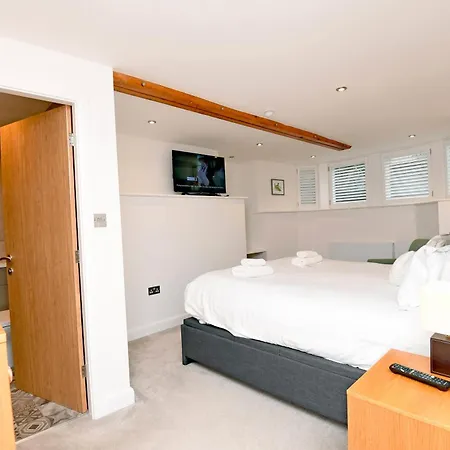 Self Catering - The Valley Gardens View *
