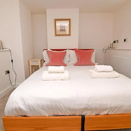 Self Catering - The Valley Gardens View