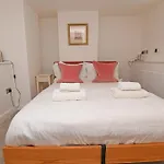 Self Catering - The Valley Gardens View * 해러게이트