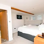 Self Catering - The Valley Gardens View *